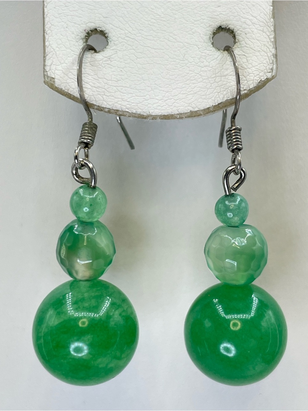 Green Jade Beaded Dangle Earrings Silver Tone Hooks Boho Gemstone Drop